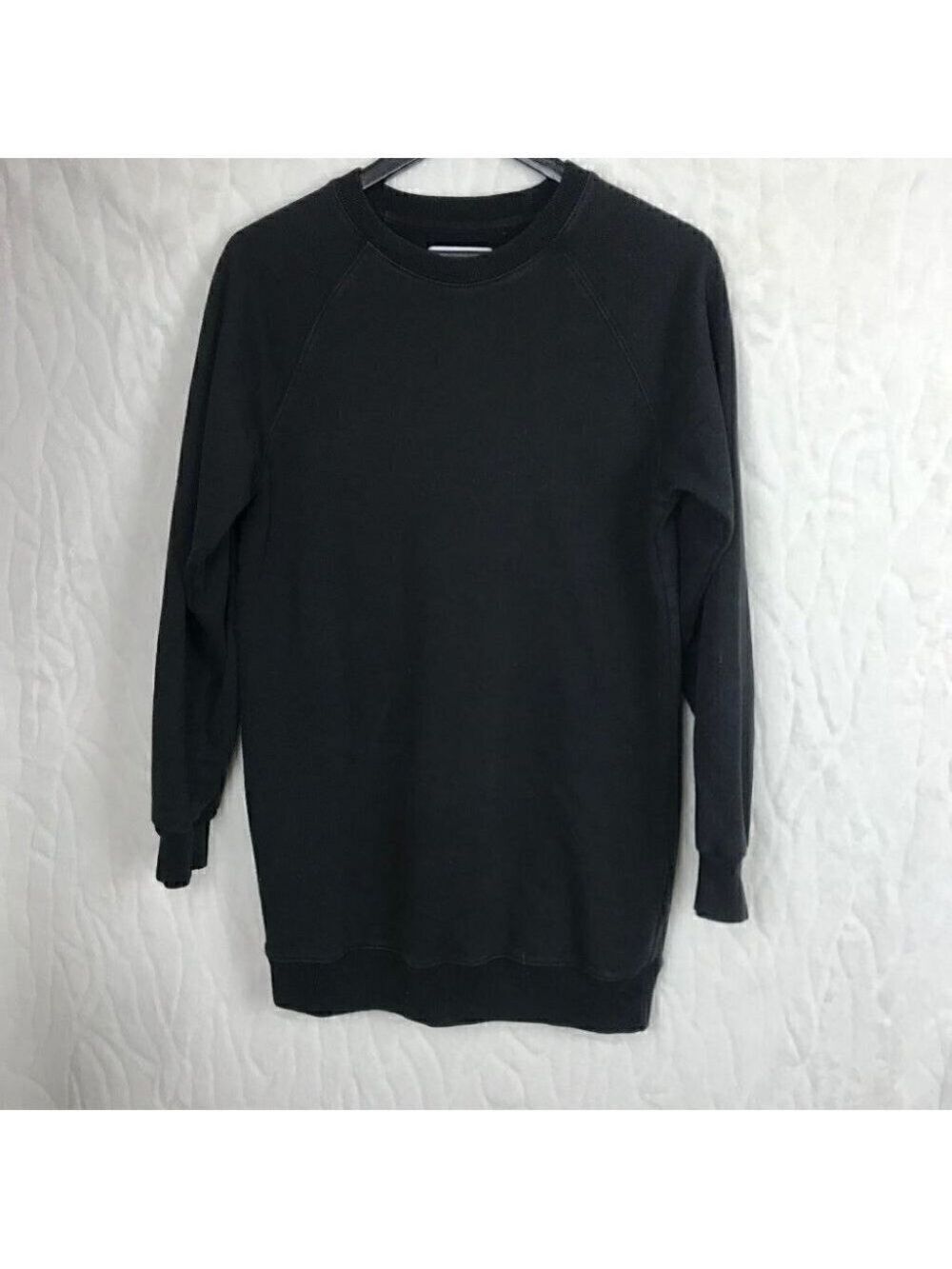 Aritzia - TNA Extra Long Sweatshirt Black Size XS
